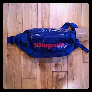 NWT Patagonia Black Hole Waistpack 2L - Balkan Blu